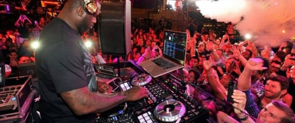 Shaquille O’Neal es Dj Diesel