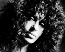 Nicole Moudaber remezcla a Carl Cox