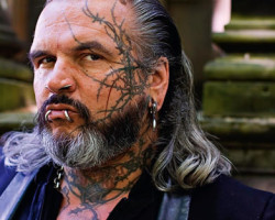 El portero del Berghain publica sus memorias
