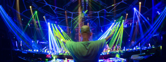 Moby también produce EDM