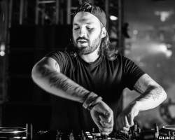 Los DJs que han sufrido pérdida auditiva