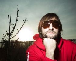 Ricardo Villalobos Publica Bajo El Alias Alliv Sobol