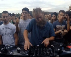 Cazado en Boiler Room