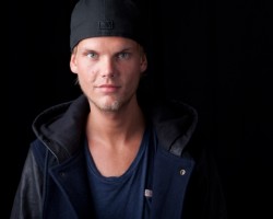 AVICII EN EL SALÓN DE LA FAMA DE LA BBC RADIO1