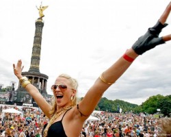 LA ESENCIA DE “LOVE PARADE” HA VUELTO CON LOVE TRAIN