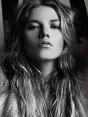 :: MELANIE RIBBE :: 16 OCT :: ZEBRA :: Ex Oz