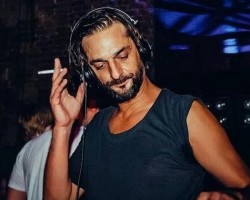 RICARDO VILLALOBOS CUESTIONADO NUEVAMENTE