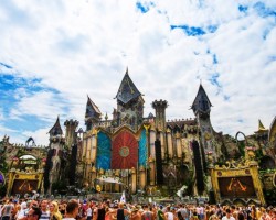 TOMORROWLAND YA TIENE PELÍCULA